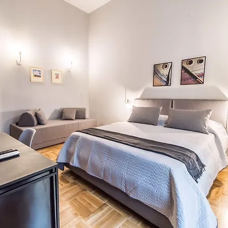 לינה וארוחת בוקר Dama