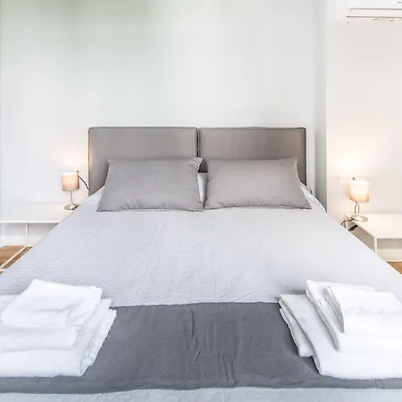 Dama Bed & Breakfast 3*