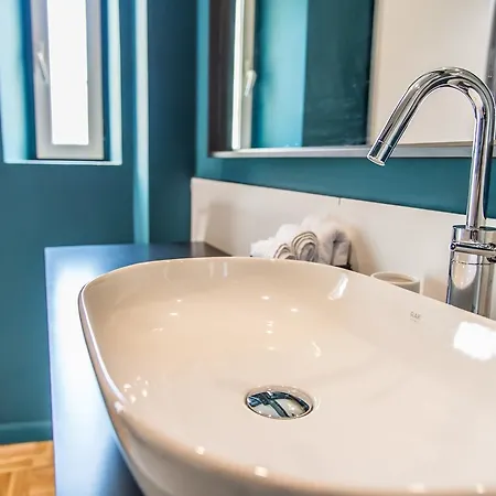 Dama 3* 那不勒斯